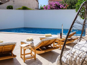 Villa Stone Pearl - Two Bedroom Holiday House with Pool